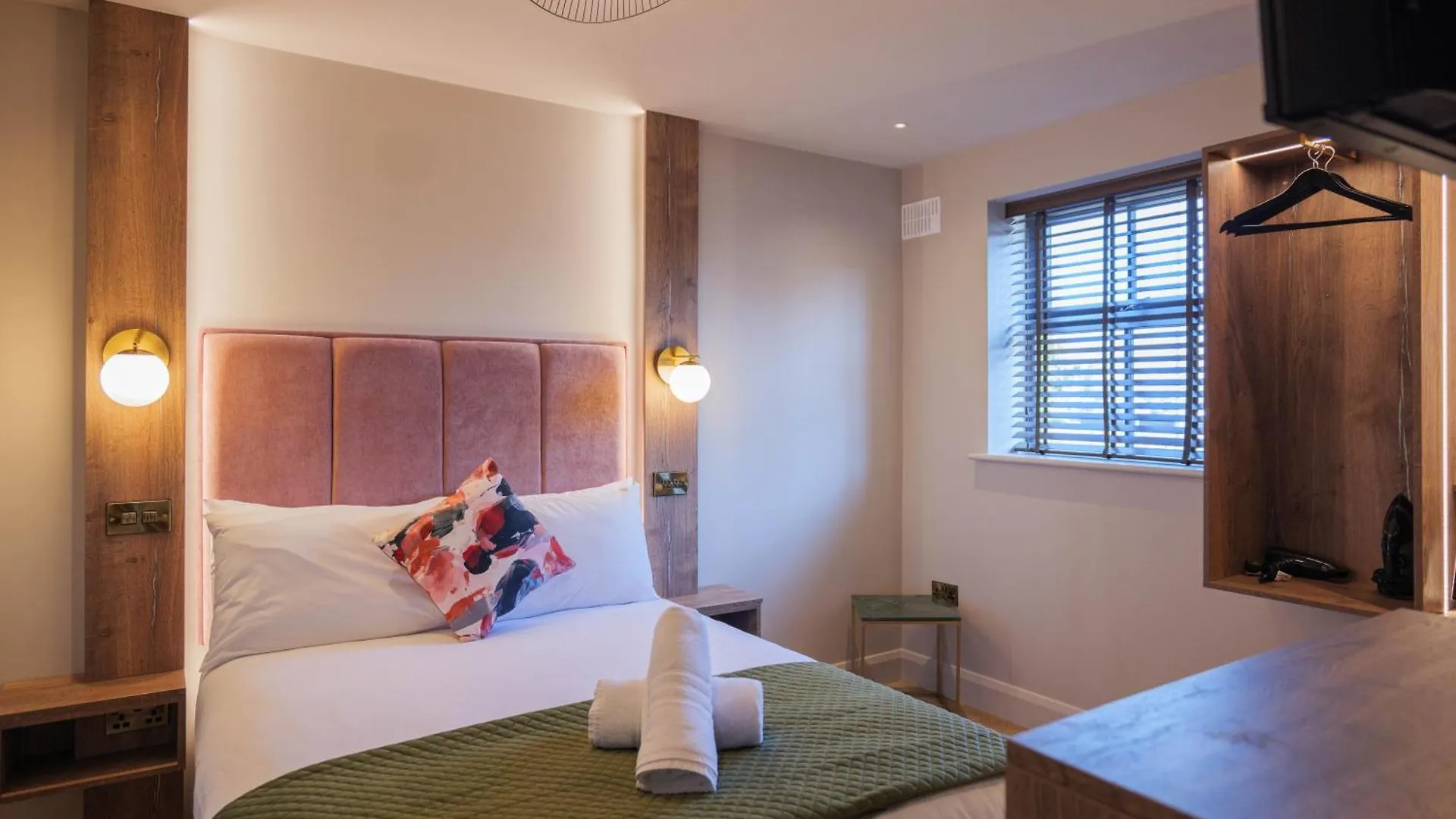 The Woodquay Townhouse Hotel Galway Guest house